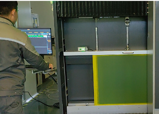 L'ordinateur de mise au point automatique à l'écran pour 350 temps d'exposition à la maille jaune